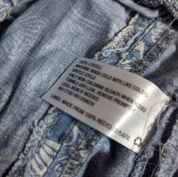 Four pairs of Knox Rose paperbag tie-waist shorts - Picture 7 of 7